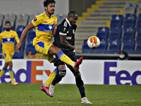 Полузащитник