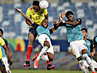 Кубок Америки. Колумбийцы победили сборную Эквадора