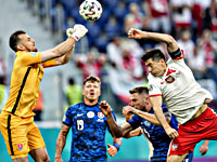 Левандовски потерялся. Крыховяка удалили. Щенсны установил антирекорд. Провал бывшего тренера