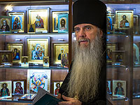 Настоятель Донского монастыря епископ Мефодий считает, что вести чистую жизнь - лучший способ защитить себя от СПИДа. РПЦ выступила против программ полового воспитания в школах, которые предотвращают распространение ВИЧ