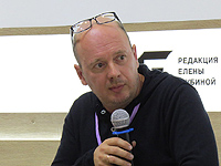 В Риге от коронавируса умер писатель Слава Сэ