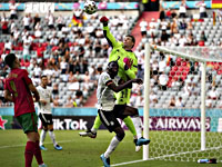 Битва гигантов в Мюнхене. Криштиану Роналду установил рекорд. Немцы победили португальцев 4:2