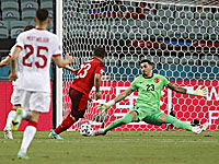 Бывший полузащитник ЦСКА сделал три голевые передачи. Швейцарцы победили сборную Турции