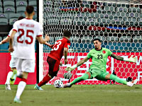 Больше всего сэйвов в матчах группового этапа Евро-2020 совершил вратарь сборной Турции