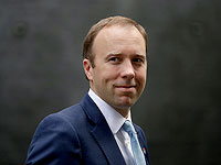 Ушел в отставку британский министр здравоохранения, нарушивший правила дистанцирования