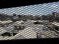 В тюрьме Саны попыталась повеситься манекенщица Интисар аль-Хамади