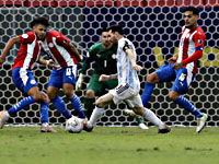 Месси повторил рекорд Маскерано. Победный гол бывшего игрока