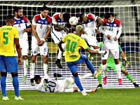 Кубок Америки. Бразильцы победили в меньшинстве и вышли в полуфинал. Перуанцы лучше били пенальти