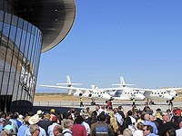 С космодрома в Нью-Мехико стартовал корабль с миллиардером Ричардом Брэнсоном