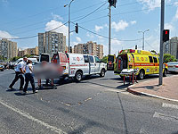 В Бат-Яме автобус сбил пожилого велосипедиста