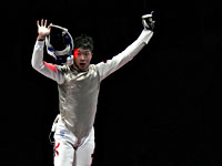 Олимпиада. Фехтование. Рапира. Победил спортсмен из Гонконга