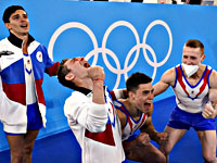 Олимпиада. Спортивная гимнастика. Россияне победили в командном многоборье