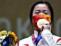 Олимпиада. Стрельба из пневматической винтовки. Россияне на третьем месте