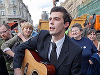 Полиция проводит обыск у главреда The Insider Романа Доброхотова