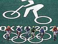 Олимпиада. ВМХ. Победил голландец, повредивший колено в гонке