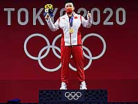 Олимпиада. Тяжелая атлетика. Победила китаянка. Спортсменка из Молдовы на восьмом месте