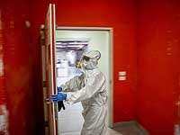 Коронавирус в Израиле: за последние сутки скончались 10 больных, половина из них были вакцинированы