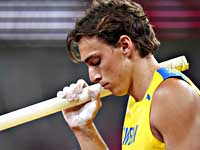 Олимпиада. Прыжки с шестом. Чемпионом стал Арман Дюплантис