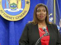 Генпрокурор штата Нью-Йорк объявила, что губернатор Куомо подозревается в сексуальных домогательствах