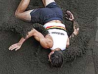 Олимпиада. Десятиборье. Бельгиец получил травму во время прыжка в длину