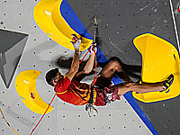 Первым олимпийским чемпионом по скалолазанью стал испанец