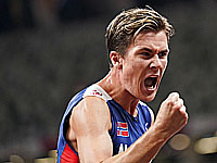 Олимпиада. Бег на 1500 метров. Победил норвежец, установивший олимпийский рекорд