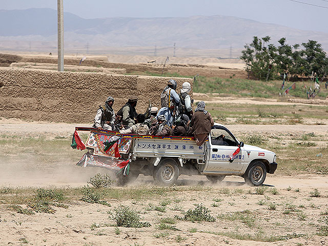 Талибы захватили ключевой город на севере Афганистана