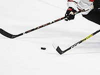 Хоккей. Матч российских команд завершился массовой дракой