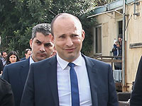 Беннет посетил центр вакцинации в Тайбе: