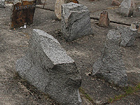 В польском городе Рудзица вандалы осквернили памятник жертвам Холокоста