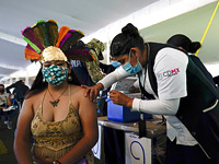 Почему женщинам не нужно бояться бесплодия после вакцинации