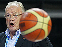Умер легендарный баскетбольный тренер Душан Ивкович