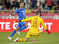 Доннарумма не пропустил в дебютном матче. 