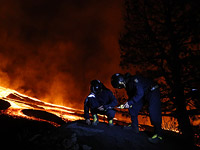 Извержение вулкана на Канарах: лава достигла океана, что приводит к образованию токсичных облаков