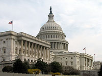 Конгресс США утвердил временный бюджет на два месяца, чтобы избежать 