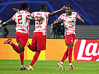 Нкунку забил два мяча. 