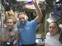 Накануне возвращения киногруппы на Землю экипаж МКС ночью разбудила сирена