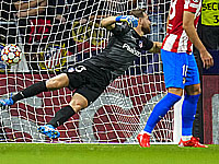 Гризманн забил два гола и был удален. Рекорд Салаха. 