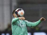 Чемпионат Франции. Болельщики едва не сорвали матч. 