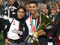 Джорджина Родригес и Криштиану Роналду ожидают рождения близнецов