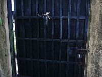 Из тюрьмы в Нигерии сбежали более 800 заключенных, стена была взорвана динамитом