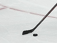 Умер 24-летний бывший хоккеист клуба КХЛ, потерявший сознание во время матча