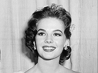 Свидетельство мемуариста: 60 лет назад Натали Вуд была изнасилована Кирком Дугласом