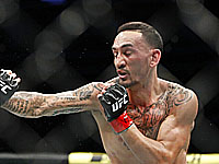 UFC. Холлоуэй победил Родригеса. 