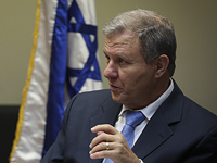 Меир Шитрит подал в отставку из комиссии по отбору кандидатов на пост юридического советника правительства