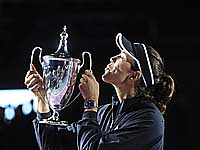 Впервые победительницей Итогового турнира WTA стала испанка