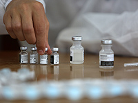 FDA одобрило бустерную прививку вакцинами Moderna и Pfizer для всех лиц, старше 18 лет