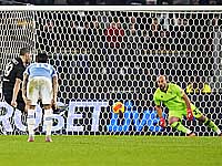 Израильтянин вышел на замену. 