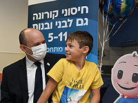 Нафтали Беннет привел своего девятилетнего сына на первую прививку против коронавируса