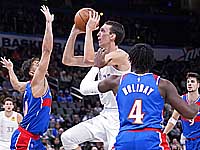 Дени Авдия набрал 9 очков. Стефен Карри обошел Скотти Пиппена